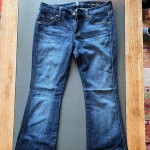 Beautiful boot cut 7 for all mankind “A pocket” jeans size 26